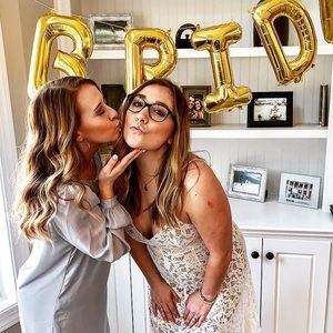 Meet your Posher, Carissa